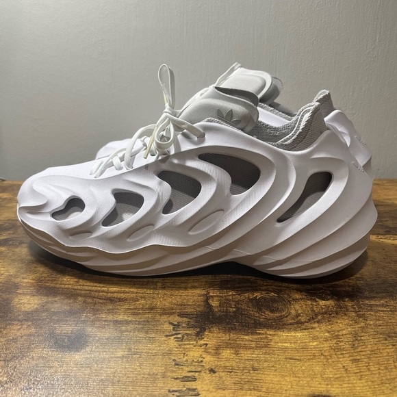 🛑SOLD🛑Adidas Adifom Quake almost new! - Picture 2 of 6